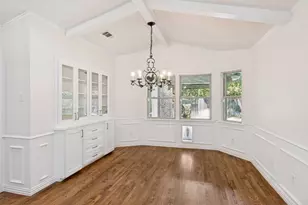 15305 Leavalley Dr, Dallas, TX 75248 - Photo 13