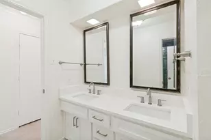 15305 Leavalley Dr, Dallas, TX 75248 - Photo 19