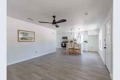 4033 Locke Avenue, Fort Worth, TX 76107 - Photo 7