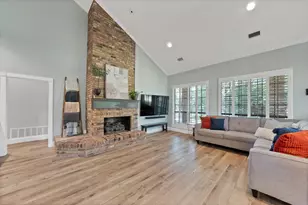 2314 Club Creek Blvd, Garland, TX 75043 - Photo 15