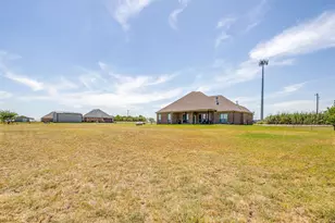 8341 County Rd 201A, Grandview, TX 76050 - Photo 31