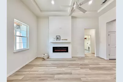 5555 Mercedes Circle, Granbury, TX 76048 - Photo 5