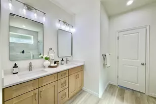 5555 Mercedes Cir, Granbury, TX 76048 - Photo 15