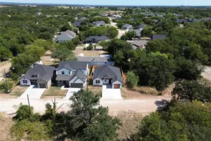 5555 Mercedes Cir, Granbury, TX 76048 - Photo 27
