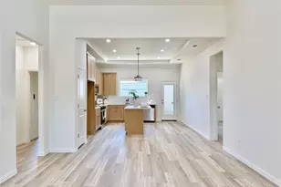 5555 Mercedes Cir, Granbury, TX 76048 - Photo 7