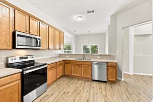 324 Camp Creek Dr, Arlington, TX 76002 - Photo 9