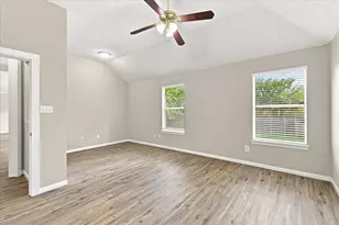 324 Camp Creek Dr, Arlington, TX 76002 - Photo 21