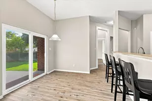 324 Camp Creek Dr, Arlington, TX 76002 - Photo 13
