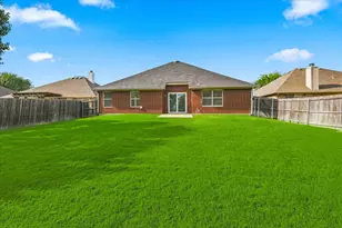 324 Camp Creek Dr, Arlington, TX 76002 - Photo 35
