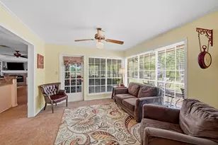 1806 Carriage Estates Rd, Sherman, TX 75092 - Photo 11