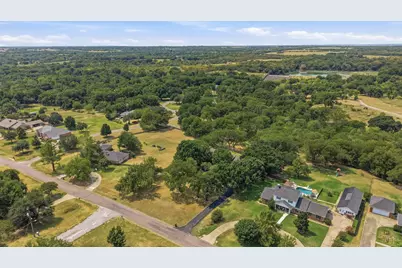 1806 Carriage Estates Road, Sherman, TX 75092 - Photo 27