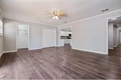 3838 Dutton Drive, Dallas, TX 75211 - Photo 7