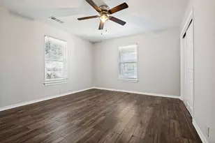 3838 Dutton Dr, Dallas, TX 75211 - Photo 19