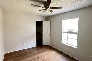1117 Edenbrook Dr, Arlington, TX 76001 - Photo 7