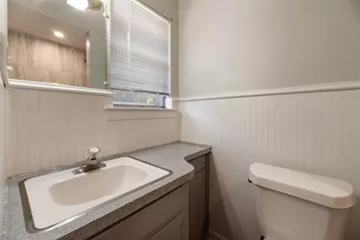 1716 Harris Street, Gainesville, TX 76240 - Photo 23