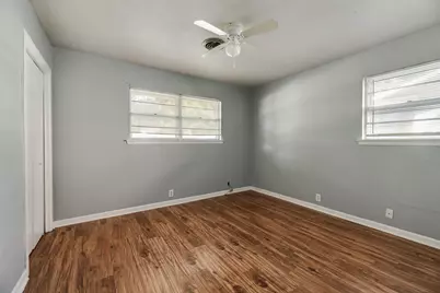 1716 Harris Street, Gainesville, TX 76240 - Photo 21