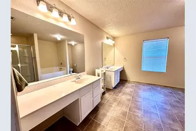 8520 Hawkview Drive, Fort Worth, TX 76179 - Photo 7