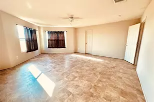8520 Hawkview Dr, Fort Worth, TX 76179 - Photo 11