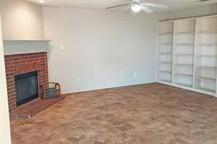 8520 Hawkview Dr, Fort Worth, TX 76179 - Photo 3