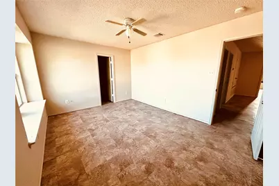 8520 Hawkview Drive, Fort Worth, TX 76179 - Photo 15