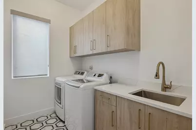 2429 Vagas Street, Dallas, TX 75219 - Photo 21