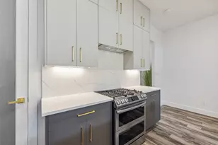 2429 Vagas St, Dallas, TX 75219 - Photo 15