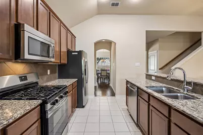 3937 Weatherstone Drive, Fort Worth, TX 76137 - Photo 5