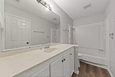 1300 Chapel Creek Road #1302, Waco, TX 76712 - Photo 9