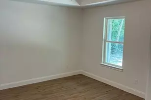 1702 Clark St, Commerce, TX 75428 - Photo 3