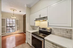 1206 Riverchase Ln, Arlington, TX 76011 - Photo 15