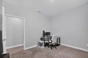 2405 Pambrooke LN, Glenn Heights, TX 75154 - Photo 19