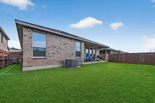 2405 Pambrooke LN, Glenn Heights, TX 75154 - Photo 31