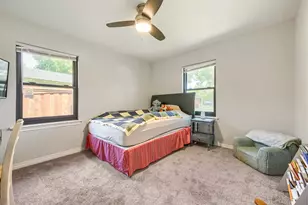 10129 Lingo Ln, Dallas, TX 75228 - Photo 19