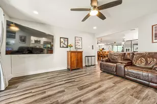 10129 Lingo Ln, Dallas, TX 75228 - Photo 7