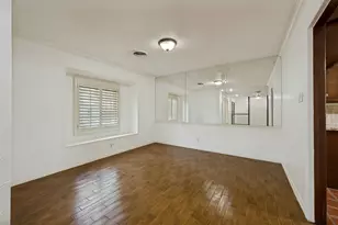 832 Wheelwood Dr, Hurst, TX 76053 - Photo 11