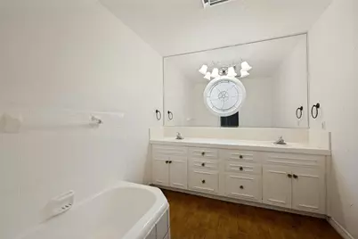 832 Wheelwood Drive, Hurst, TX 76053 - Photo 19