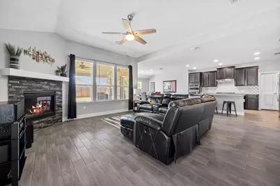 3729 Holley Ridge Way, McKinney, TX 75071 - Photo 3