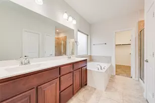 11321 Gold Canyon Dr, Fort Worth, TX 76052 - Photo 11