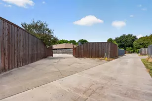 917 Francis St, Lancaster, TX 75146 - Photo 25