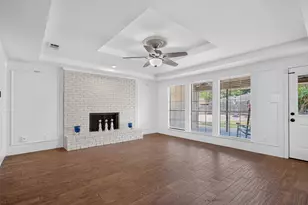 917 Francis St, Lancaster, TX 75146 - Photo 3