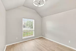 1720 Lakeway Dr, Cleburne, TX 76033 - Photo 27