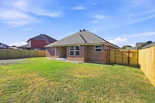 1720 Lakeway Dr, Cleburne, TX 76033 - Photo 35