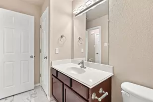 1720 Lakeway Dr, Cleburne, TX 76033 - Photo 31