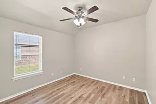 1720 Lakeway Dr, Cleburne, TX 76033 - Photo 27