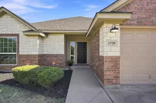 1720 Lakeway Dr, Cleburne, TX 76033 - Photo 39