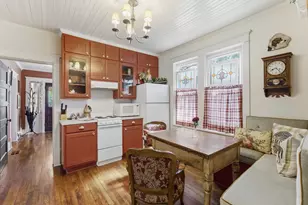 322 W Bridge St, Granbury, TX 76048 - Photo 13