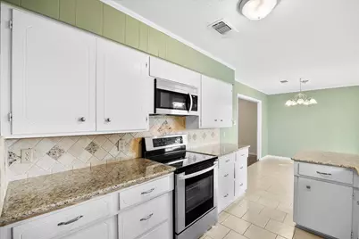 2925 Melmar Park Street, Commerce, TX 75428 - Photo 11