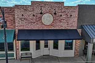 207 Clay St, Nocona, TX 76255 - Photo 1