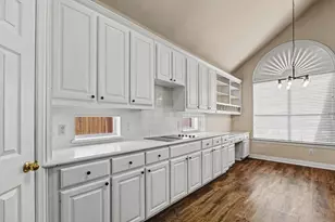 1610 Lakeland Park Dr, Garland, TX 75043 - Photo 15