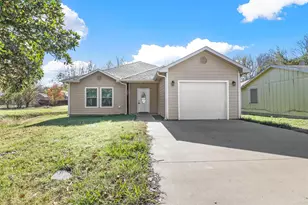 1624 E King St, Sherman, TX 75090 - Photo 1